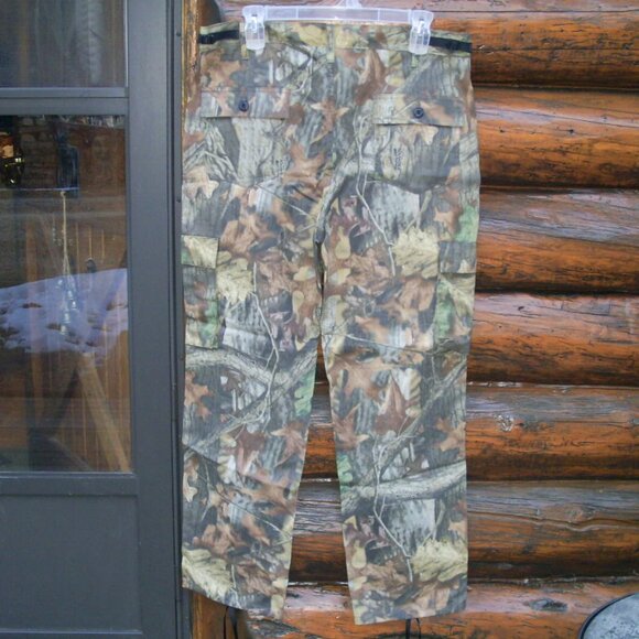 NWT RedHead Camo Cargo Hunting Pants Size L 38-40 Waist - Picture 2 of 2